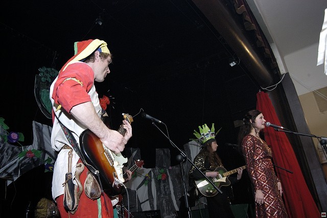 img00019.jpg